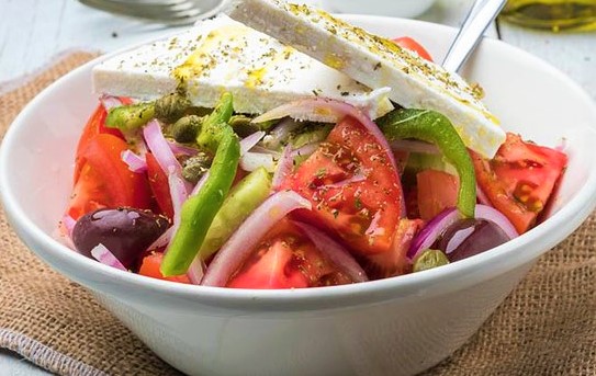 Griechsche-salata.jpg